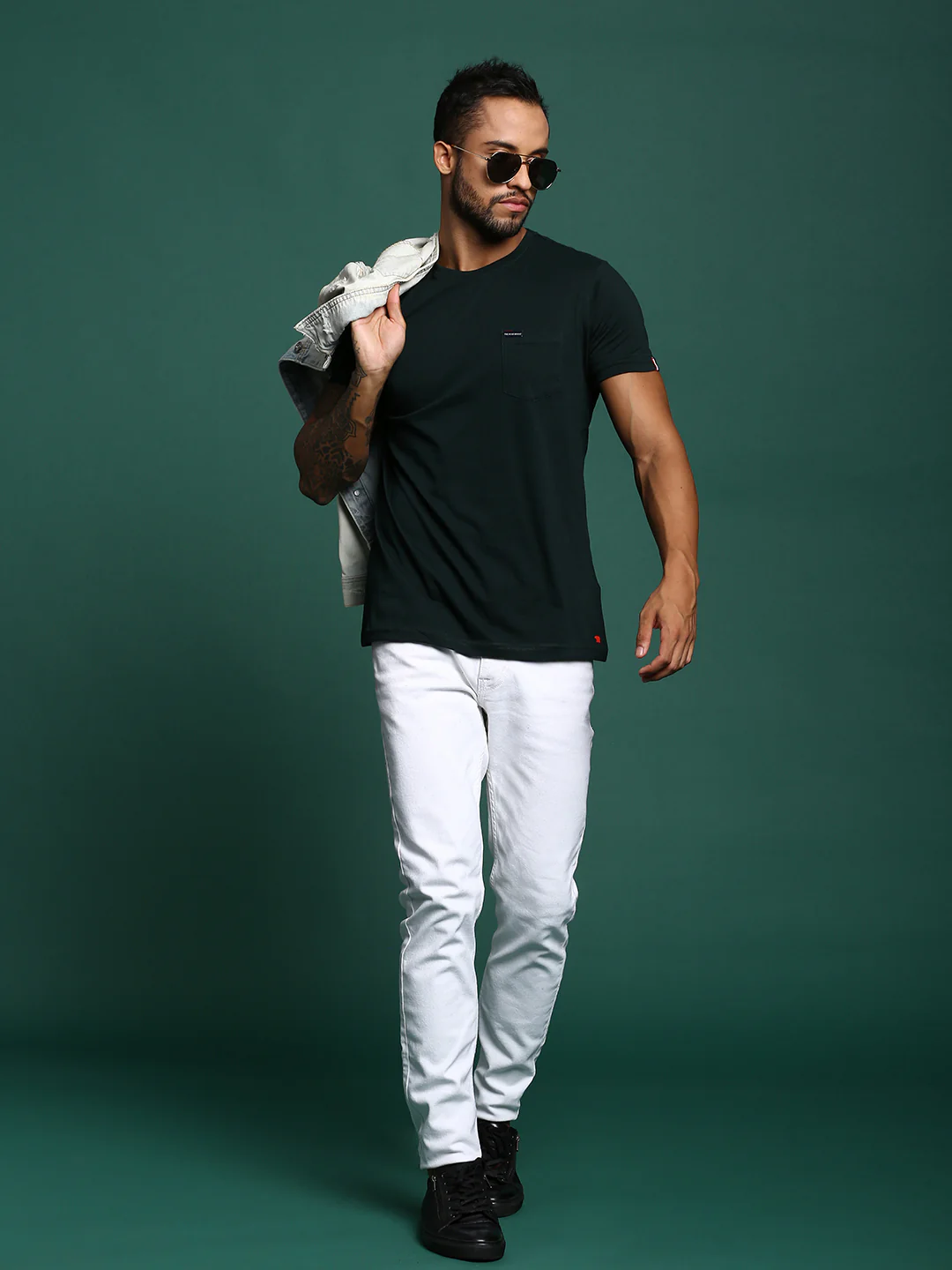 Aston - Image 5