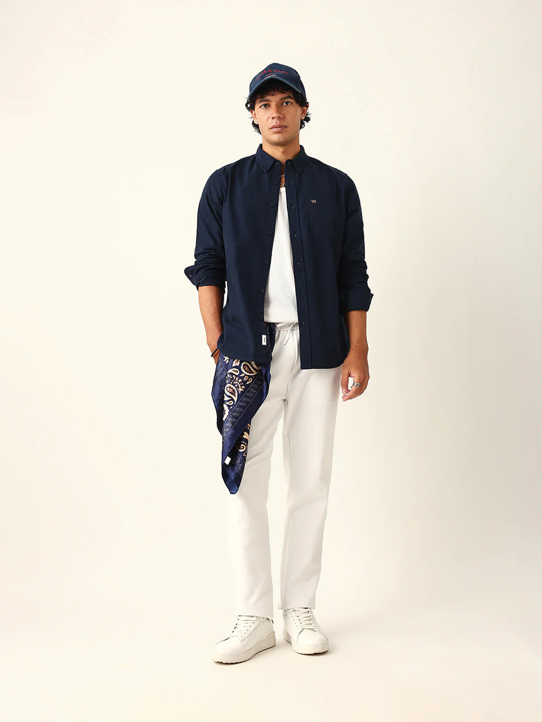 HUGH - Image 7