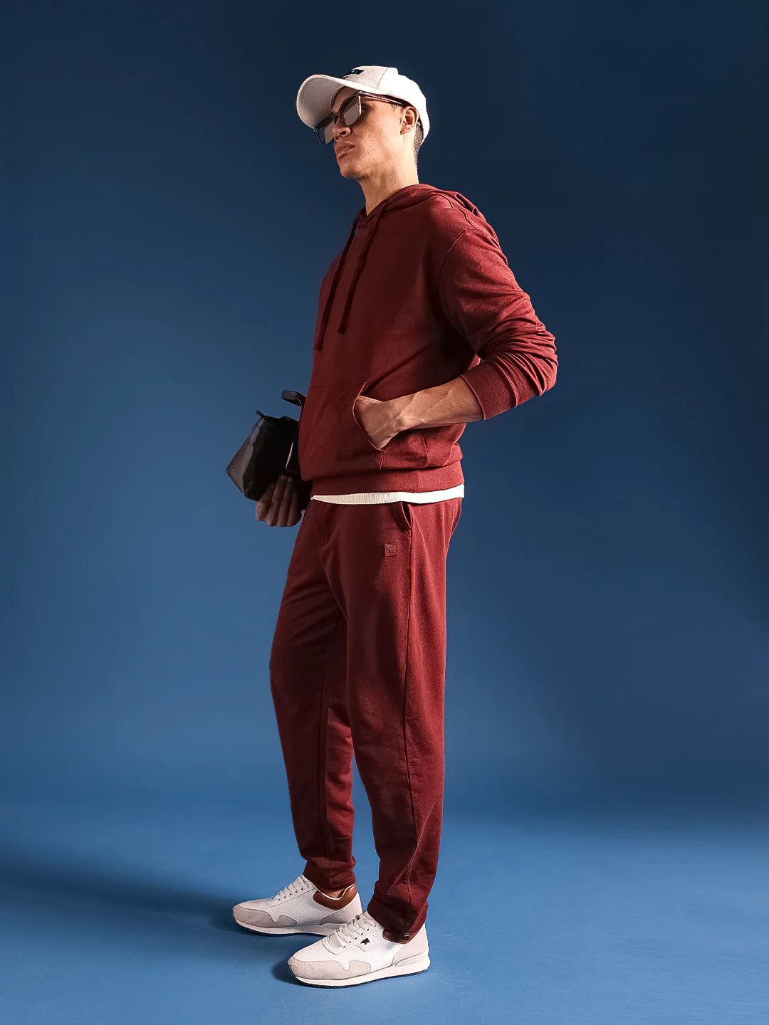 MOLOSER - Image 7